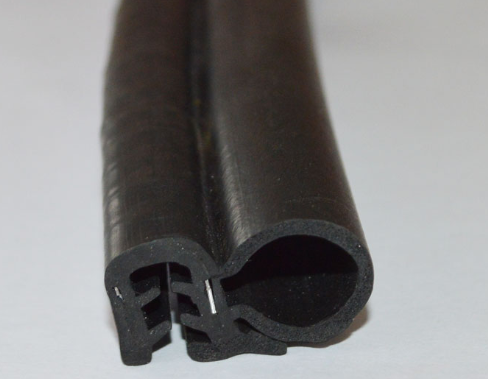 Co-Extruded Sponge Epdm Rubber  Profile for  swimming pool.png